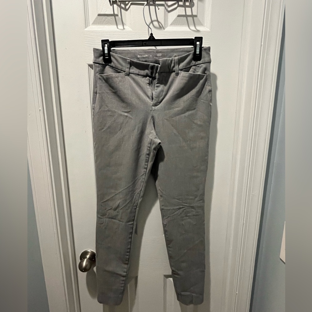Old Navy High Rise Pixie Skinny Women’s Light Grey Pants